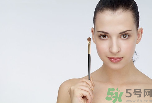 素顏霜和BB霜的區(qū)別？素顏霜和BB霜哪個好？