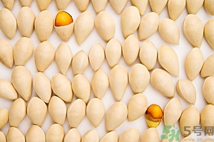 新鮮的白果怎么吃最好且有營(yíng)養(yǎng)？白果怎么吃不會(huì)中毒？