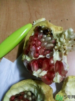 石榴里面發(fā)黑能不能吃？石榴發(fā)黑怎么辦？