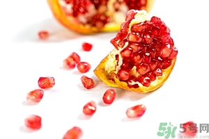 石榴里面發(fā)黃還能吃嗎？石榴發(fā)黃變色了怎么辦？