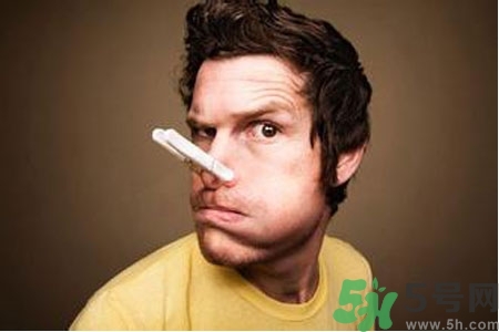 鼻子紅是什么原因？鼻子紅怎么辦？