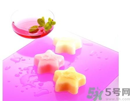 寶寶可以吃雪月餅嗎？寶寶可以吃冰淇淋月餅嗎？