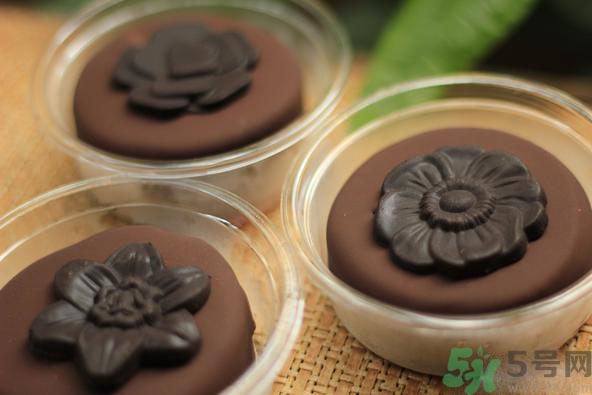 冰淇淋月餅可以帶上飛機(jī)嗎？哈根達(dá)斯冰淇淋月餅可以托運(yùn)嗎？