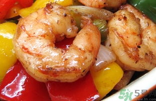 蝦仁可以和菠菜一起吃嗎?蝦仁能和菠菜同吃嗎? 蝦仁可以和菠菜一起吃嗎?蝦仁能和菠菜同吃嗎?