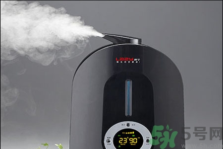 用加濕器好嗎？用加濕器的好處和壞處是什么？