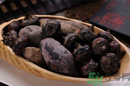 荸薺怎么去皮？荸薺煮多長時間？