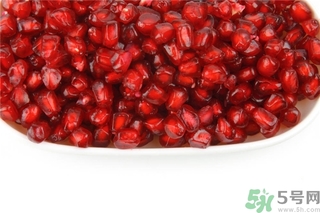 吃石榴牙齒變黑怎么辦？石榴吃了牙齒會變黑嗎？