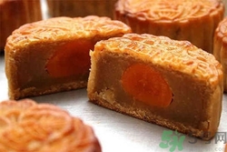 廣式月餅可以放冰箱保存嗎?廣式月餅放冰箱可以放多久 廣式月餅可以放冰箱保存嗎?廣式月餅放冰箱可以放多久