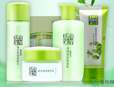 相宜本草和百雀羚哪個好用？百雀羚和相宜本草哪個更好一點？