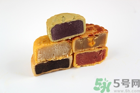 廣式月餅皮怎么做?廣式月餅皮的做法及配方 廣式月餅皮怎么做?廣式月餅皮的做法及配方