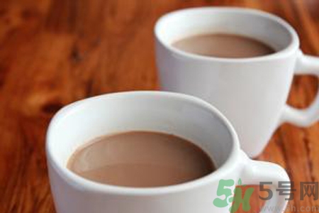 為什么喝奶茶后睡不著覺？喝奶茶會失眠怎么辦？