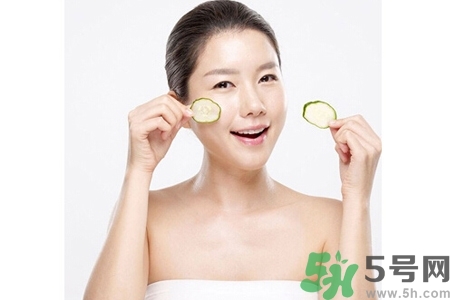 貼黃瓜片后要洗臉嗎？敷黃瓜片后需要洗臉嗎？