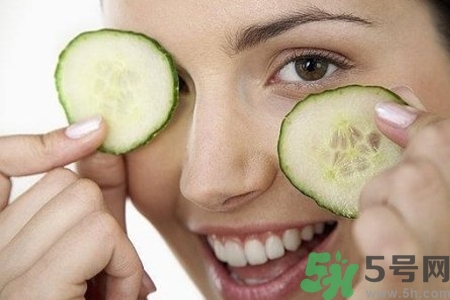 貼黃瓜片后要洗臉嗎？敷黃瓜片后需要洗臉嗎？