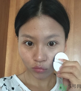 夢(mèng)妝凈致氣墊粉底液多少錢(qián)？夢(mèng)妝桃花遮瑕氣墊價(jià)格