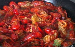 吃小龍蝦可以喝牛奶嗎?小龍蝦能和牛奶一起吃嗎? 吃小龍蝦可以喝牛奶嗎?小龍蝦能和牛奶一起吃嗎?