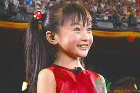 9歲女生的標(biāo)準(zhǔn)身高體重是多少？9歲女生正常身高體重是多少？