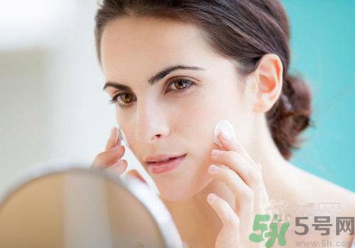 痘痘肌用什么護(hù)膚品好？痘痘肌護(hù)膚品推薦