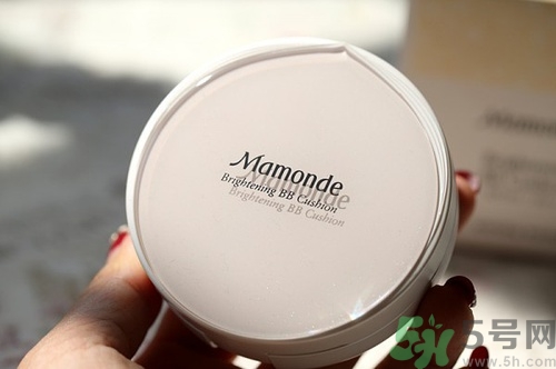 夢(mèng)妝光采裸透氣墊怎么樣？夢(mèng)妝桃花遮瑕氣墊bb好用嗎？