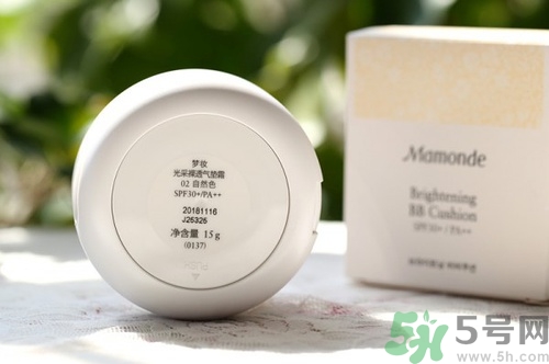 夢(mèng)妝光采裸透氣墊怎么樣？夢(mèng)妝桃花遮瑕氣墊bb好用嗎？