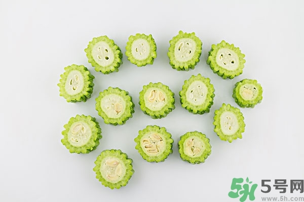 喝苦瓜汁會影響月經(jīng)嗎？來月經(jīng)可以喝苦瓜汁嗎？