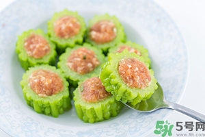 喝苦瓜汁會影響月經(jīng)嗎？來月經(jīng)可以喝苦瓜汁嗎？