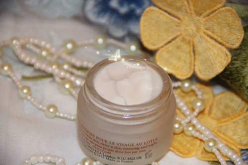 馥蕾詩(shī)是哪個(gè)國(guó)家的？fresh是哪個(gè)國(guó)家的牌子？