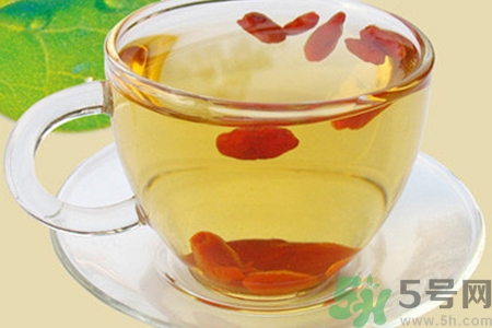 枸杞和檸檬能一起泡水喝嗎？檸檬枸杞茶的功效