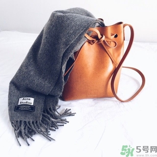 Mansur Gavriel水桶包價(jià)格多少錢？Mansur Gavriel水桶包尺寸大小