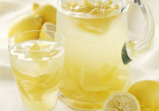 檸檬水是堿性食物嗎？檸檬水是酸性還是堿性？