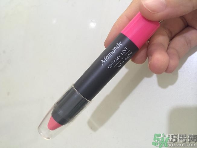 夢妝唇膏筆怎么用?夢妝唇膏筆使用方法。
