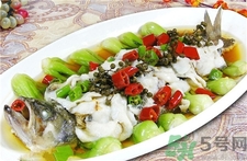 鱸魚的營(yíng)養(yǎng)價(jià)值 鱸魚的功效與作用 鱸魚的營(yíng)養(yǎng)價(jià)值 鱸魚的功效與作用