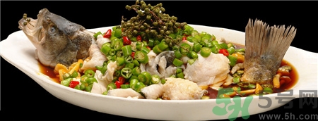 鱸魚的營(yíng)養(yǎng)價(jià)值 鱸魚的功效與作用 鱸魚的營(yíng)養(yǎng)價(jià)值 鱸魚的功效與作用