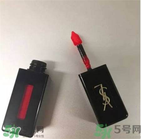 ysl黑管唇釉真假怎么辨別?圣羅蘭黑管唇釉真假對(duì)比圖 ysl黑管唇釉真假怎么辨別?圣羅蘭黑管唇釉真假對(duì)比圖