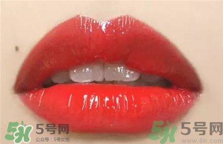 ysl黑管唇釉真假怎么辨別?圣羅蘭黑管唇釉真假對(duì)比圖 ysl黑管唇釉真假怎么辨別?圣羅蘭黑管唇釉真假對(duì)比圖