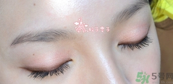 香奈兒四色眼影畫法 香奈兒四色眼影268怎么樣 香奈兒四色眼影畫法 香奈兒四色眼影268怎么樣