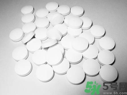 安眠藥和酒能一起吃嗎?安眠藥和酒一吃會(huì)怎樣