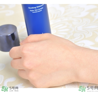 ahc水乳好用嗎？ahc水乳怎么樣？