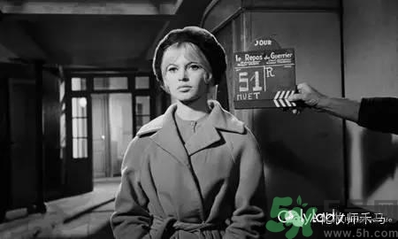 什么是空氣八字劉海？空氣八字劉海怎么剪？