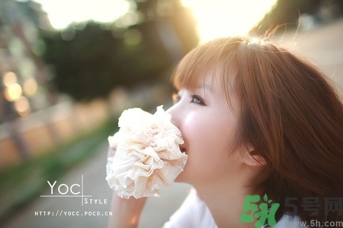 外陰瘙癢有灼熱感是怎么回事？外陰瘙癢有灼熱感怎么辦？