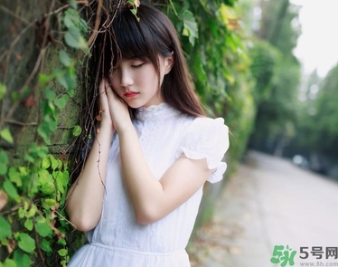 外陰瘙癢有灼熱感是怎么回事？外陰瘙癢有灼熱感怎么辦？