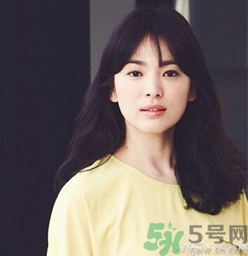 什么人適合空氣八字劉海？什么臉型適合空氣八字劉海？