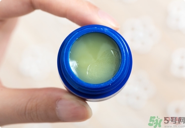 Blistex碧唇小藍罐好用嗎？怎么用？