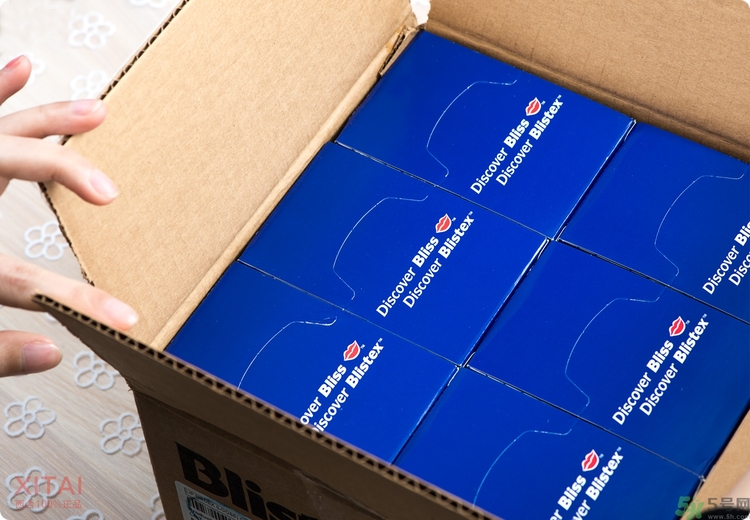 Blistex碧唇小藍罐好用嗎？怎么用？