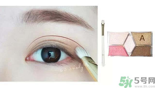 iu李智恩桃花妝怎么化？iu李智恩桃花妝怎么打造？