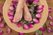 泡腳有什么禁忌？泡腳的小偏方