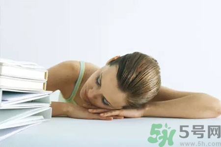 吃完午飯睡覺會胖嗎？吃完飯就睡覺好嗎？