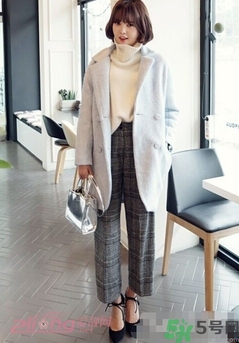 闊腿褲配什么鞋子好看？穿闊腿褲配什么鞋子？