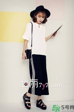 闊腿褲配什么鞋子好看？穿闊腿褲配什么鞋子？