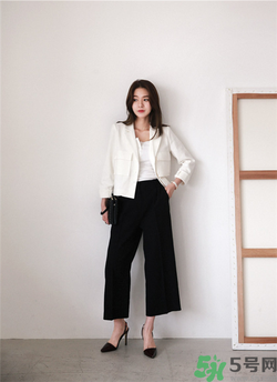 闊腿褲配什么鞋子好看？穿闊腿褲配什么鞋子？