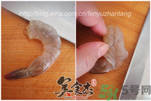 活蝦怎么處理干凈蝦線(xiàn)？活蝦怎么去蝦線(xiàn)？